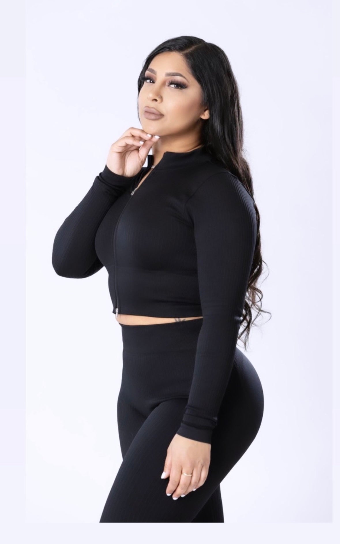 Contour & Chill Set Top